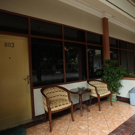 Langensari Hotel Cirebon Extérieur photo
